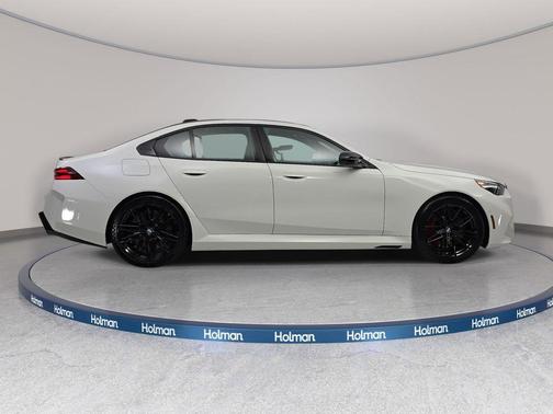 Alpine White 2026 BMW M5 Base