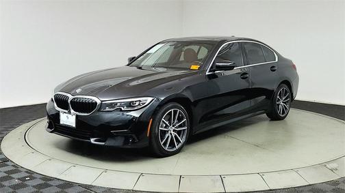 2019 BMW 330 i xDrive
