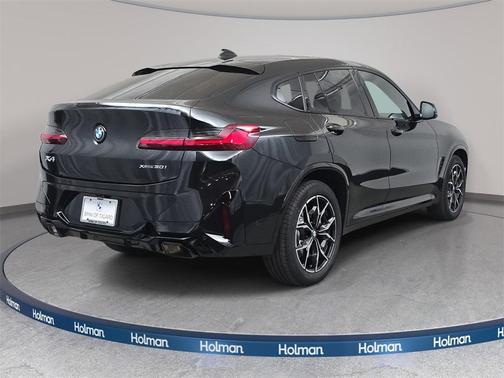 2025 BMW X4 xDrive30i