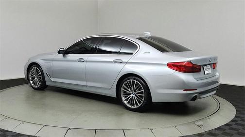 2018 BMW 530e xDrive iPerformance