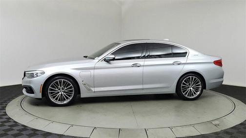 2018 BMW 530e xDrive iPerformance