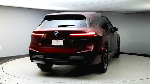 2026 BMW iX xDrive60