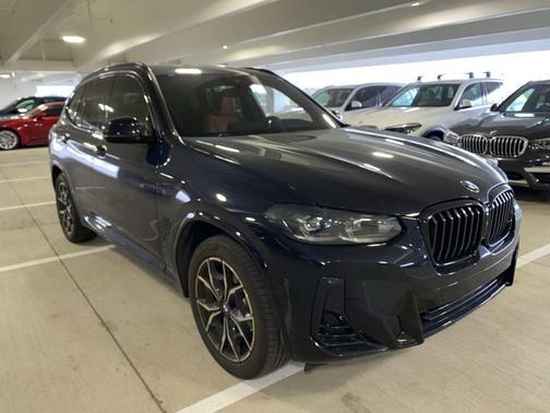 Carbon Black Metallic 2024 BMW X3 xDrive30i