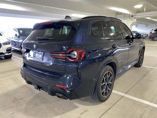 Carbon Black Metallic 2024 BMW X3 xDrive30i
