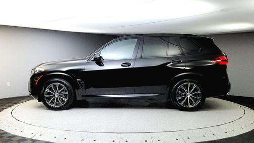 Black Sapphire Metallic 2026 BMW X5 PHEV xDrive50e