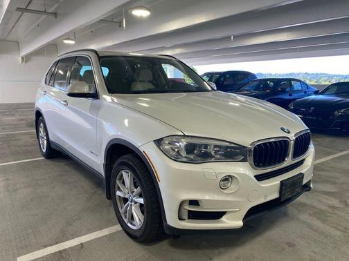 White Metallic 2015 BMW X5 xDrive35i