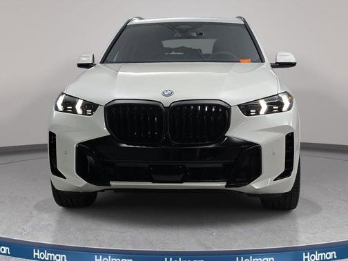 Mineral White Metallic 2026 BMW X5 PHEV xDrive50e