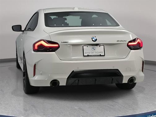 2026 BMW 230 i xDrive