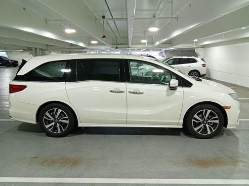 2019 Honda Odyssey Elite