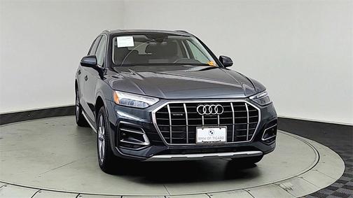 2023 Audi Q5 40 Premium Plus