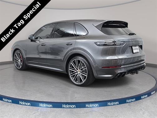 2021 Porsche Cayenne GTS