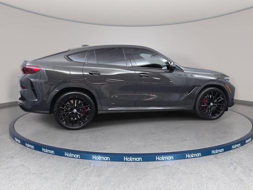 Gray Metallic 2022 BMW X6 M50i