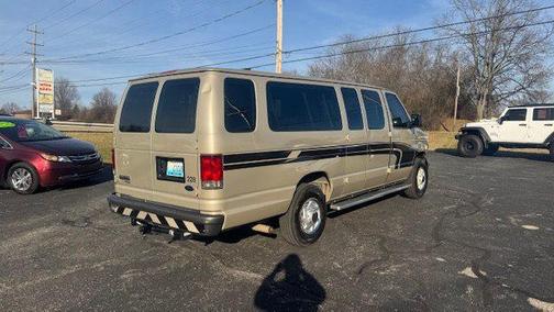 2007 Ford E350 Super Duty XL Wagon