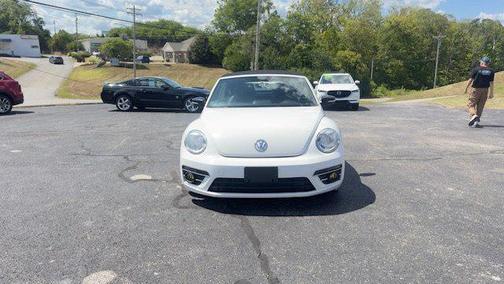 2013 Volkswagen Beetle 2.0T
