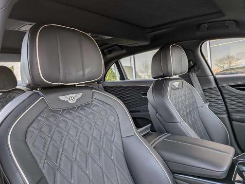 2022 Bentley Flying Spur V8