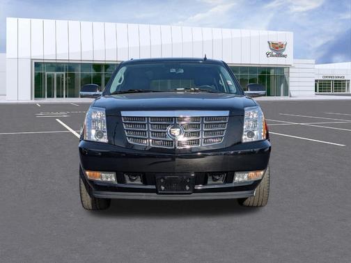 2011 Cadillac Escalade Luxury