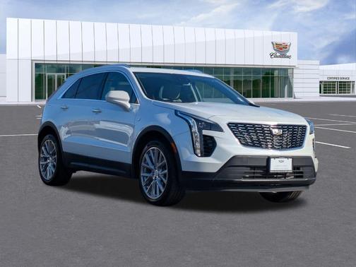 2022 Cadillac XT4 Luxury