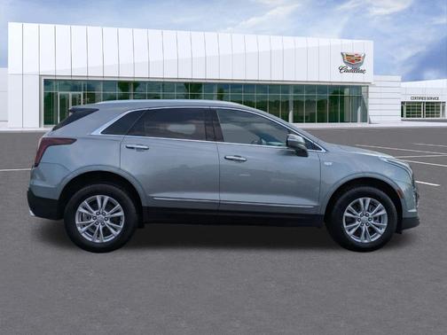 2024 Cadillac XT5 Luxury
