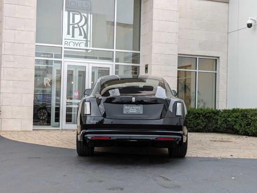 2024 Rolls-Royce Spectre Base