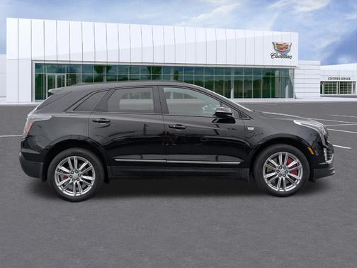 2022 Cadillac XT5 Sport