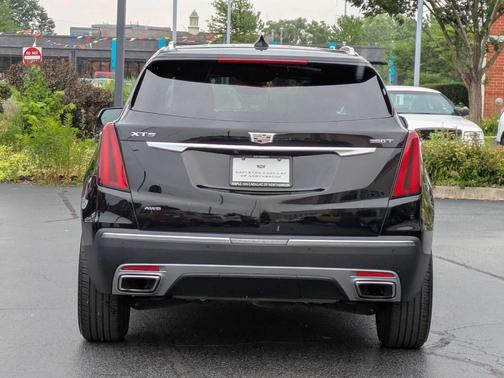2021 Cadillac XT5 Premium Luxury