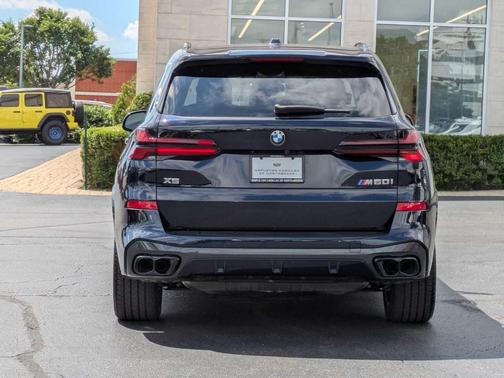 2024 BMW X5 M60i