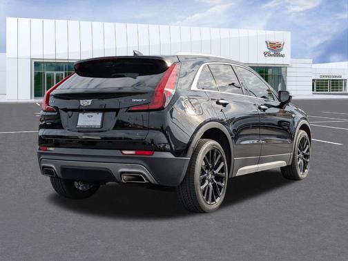 2022 Cadillac XT4 Premium Luxury