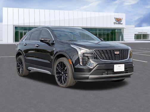 2022 Cadillac XT4 Premium Luxury