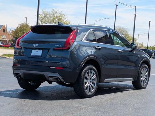 2021 Cadillac XT4 Premium Luxury