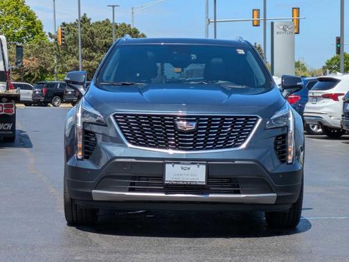 2021 Cadillac XT4 Premium Luxury