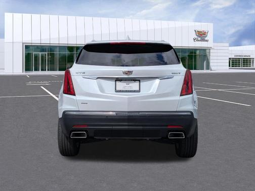Crystal White Tri-Coat 2023 Cadillac XT5 Luxury