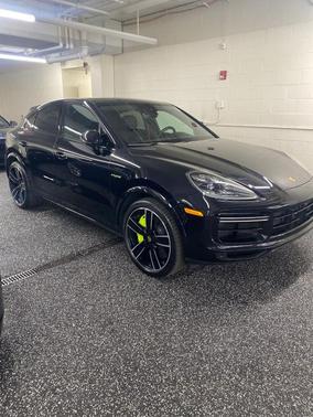 2022 Porsche Cayenne Turbo S
