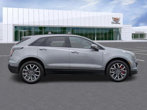 Silver Metallic 2023 Cadillac XT5 Sport
