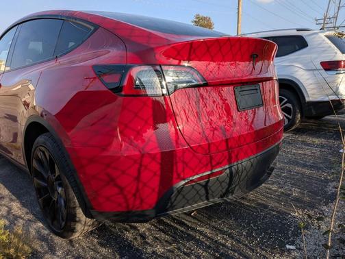 2022 Tesla Model Y Long Range