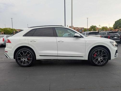 2019 Audi Q8 Prestige