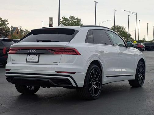 2019 Audi Q8 Prestige