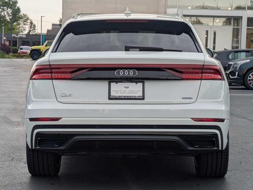 2019 Audi Q8 Prestige