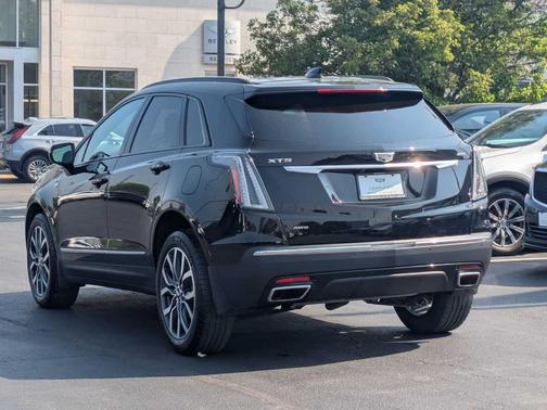 2021 Cadillac XT5 Sport