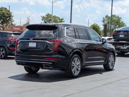 2023 Cadillac XT6 Premium Luxury AWD
