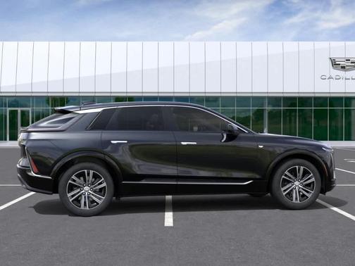 Stellar Black Metallic 2026 Cadillac LYRIQ Luxury