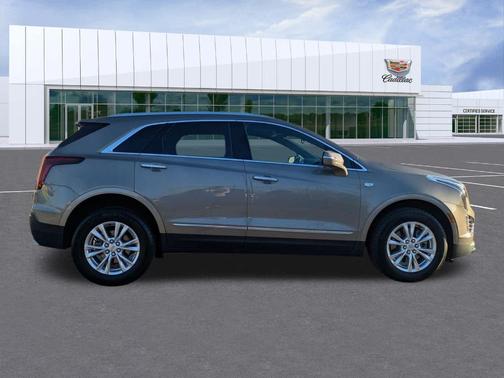 2023 Cadillac XT5 Luxury