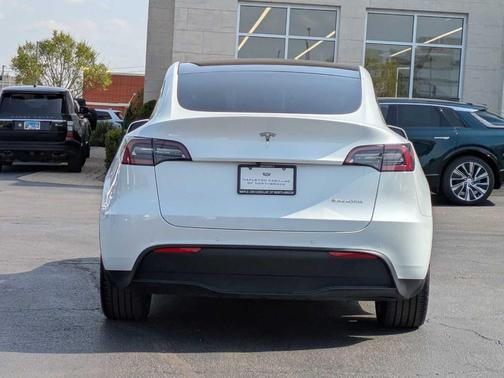 2020 Tesla Model Y Long Range
