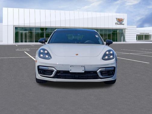 2021 Porsche Panamera GTS