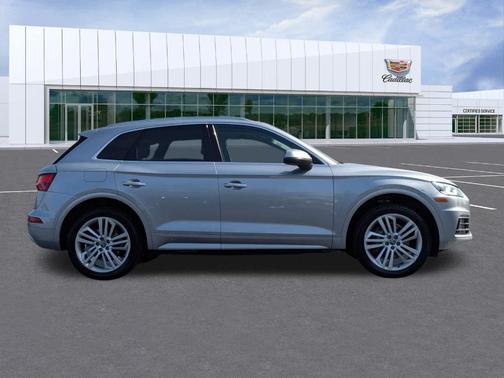 2018 Audi Q5 2.0T Premium Plus