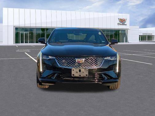 2022 Cadillac CT4 Premium Luxury
