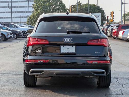 2019 Audi Q5 2.0T Premium Plus