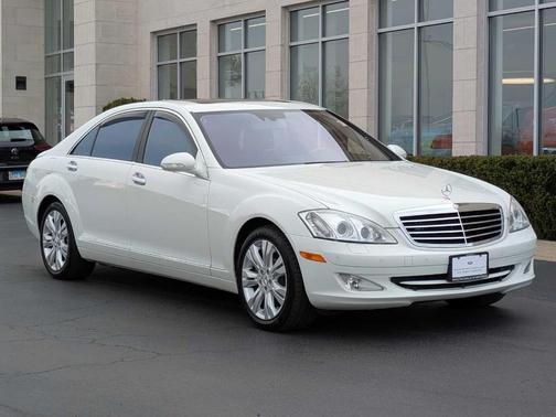 2009 Mercedes-Benz S-Class S 550 4MATIC