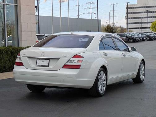 2009 Mercedes-Benz S-Class S 550 4MATIC
