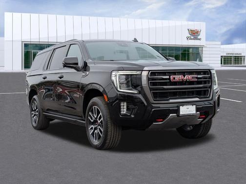 2023 GMC Yukon XL AT4
