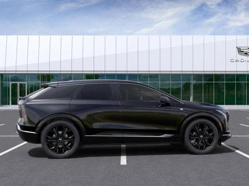 2025 Cadillac OPTIQ Luxury